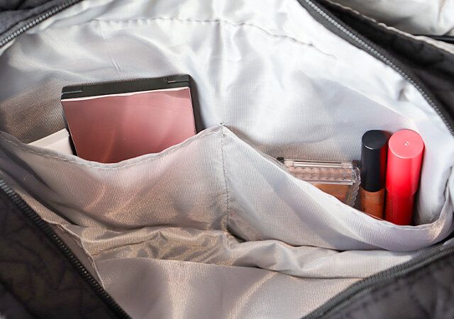 宝島社黒キルティングバッグ付録レビュー内ポケット