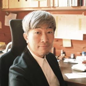 ブックディレクター・幅 允孝