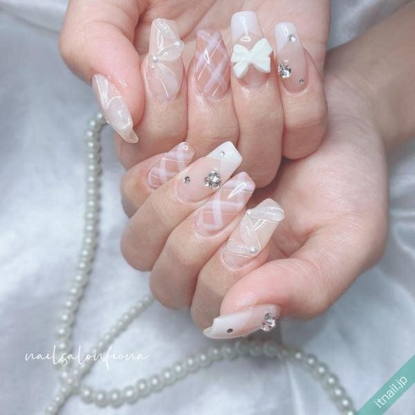 Fionaが投稿したネイルデザイン [photoid:I0122948] via Itnail Design (742227)