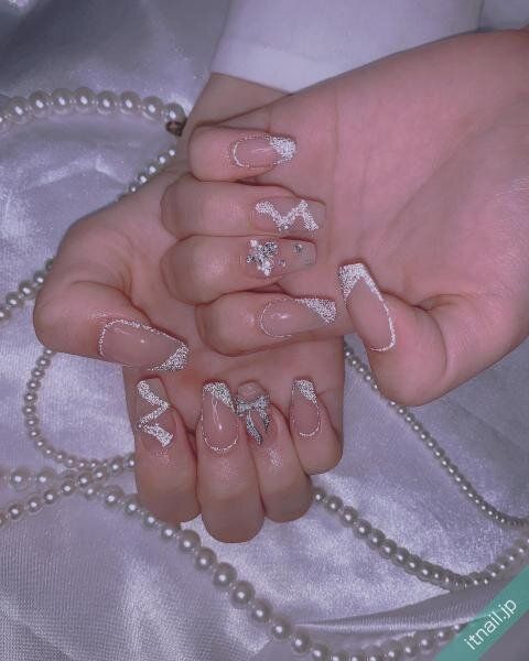 Fionaが投稿したネイルデザイン [photoid:I0112985] via Itnail Design (742229)