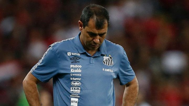 日本のJリーグから強奪された監督、4000万円ボーナスもわずか1年でクビか