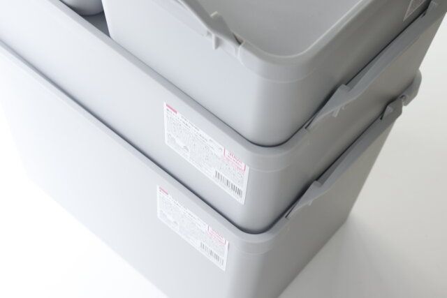 ダイソー 蓋付きスクエア収納ボックス 取手付 サイズ違い スタッキング