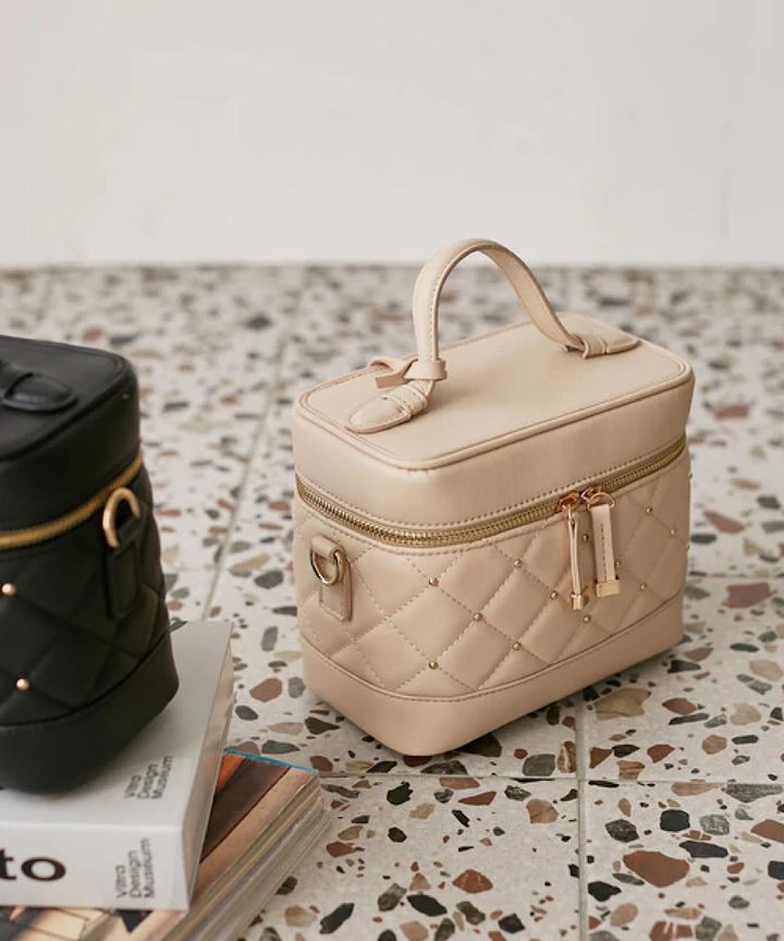 画像2: 出典：VIS