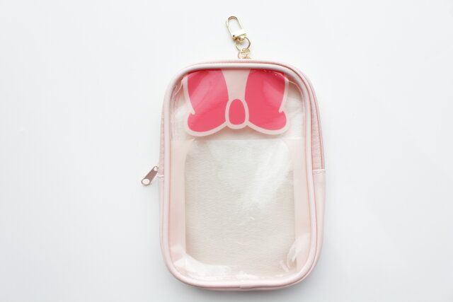 ダイソー バッグチャーム付スクエアポーチ（ミニーアイコン）