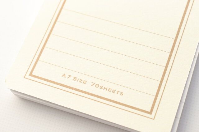 ダイソー プレミアムツインリングメモ（ディープマット、A7、70枚） サイズ 枚数