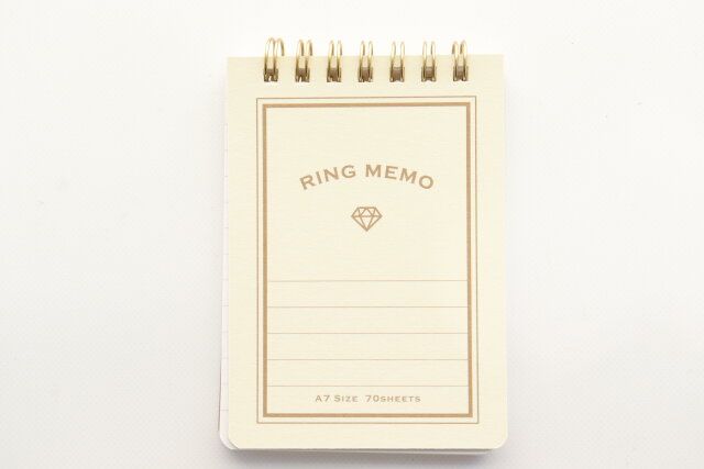 ダイソー プレミアムツインリングメモ（ディープマット、A7、70枚）