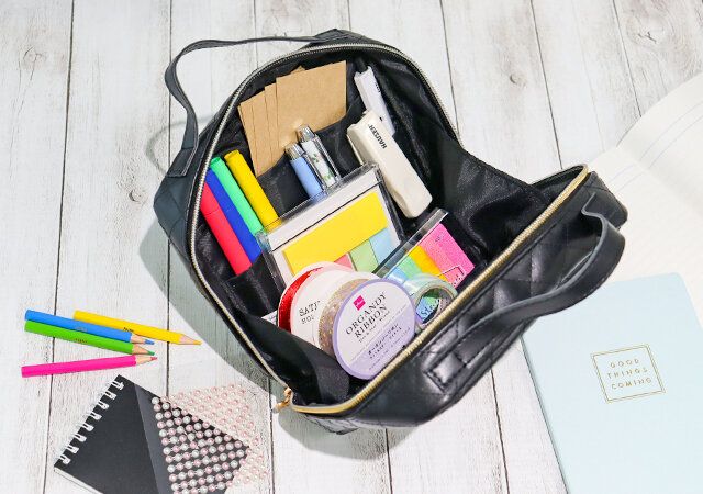 ハローキティ エンジェル キルトバニティポーチ 文房具