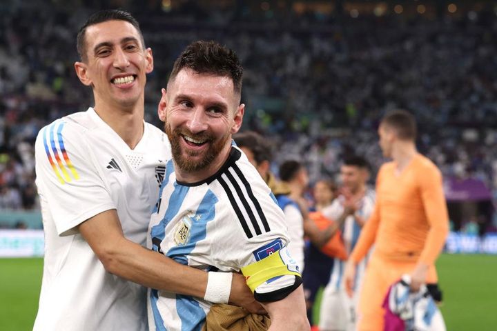 神メッシとロナウド、どっちがすごい！2人とプレーしたスターが答える「史上最高の両者だが…」