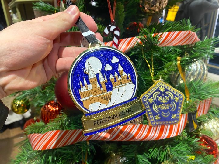 「ホグワーツ城 スノードームオーナメント」2200円