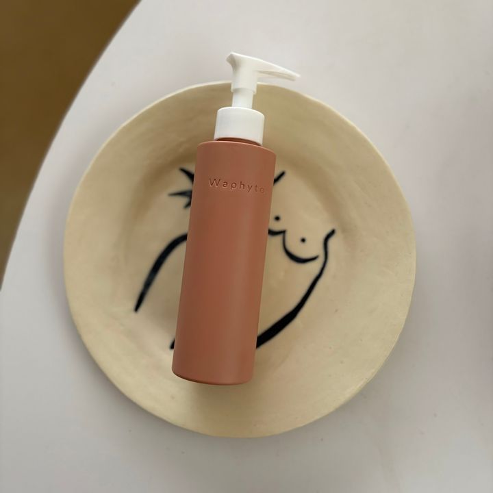 〈Waphyto〉のクレンジングオイル