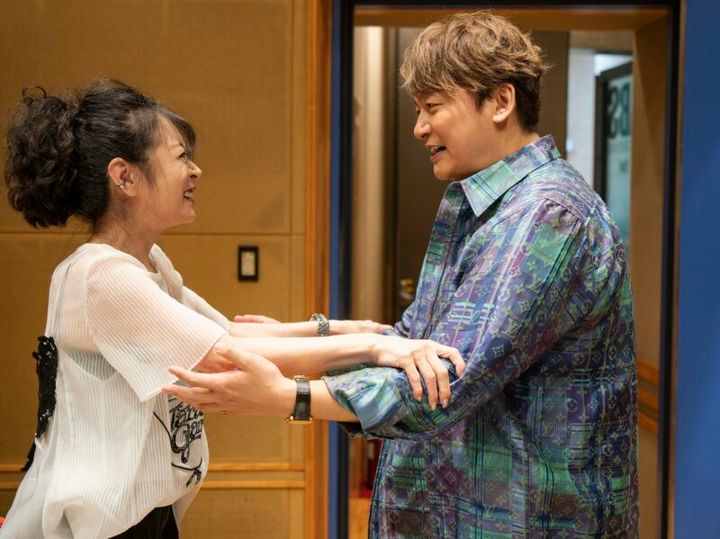 中森明菜さんと香取慎吾さん TATTOOでコラボ歌唱