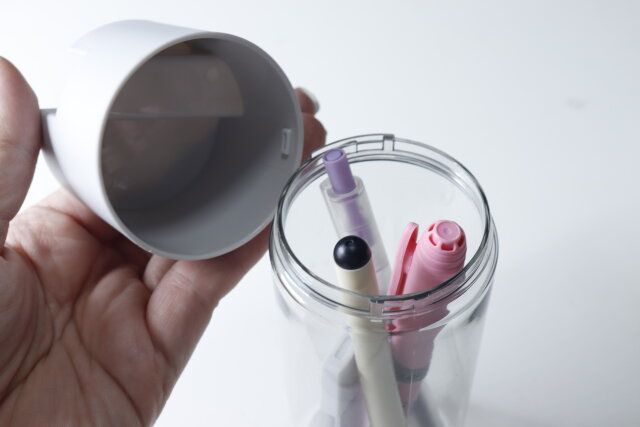 ダイソー スマホが立てられるペンケース 使用例 文房具