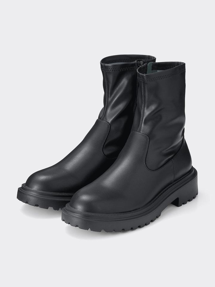 画像1: 出典：GU