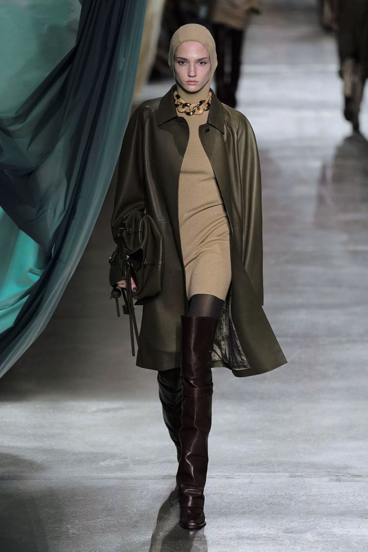 フェンディ 2024-25年秋冬コレクション Photo_ Gorunway.com