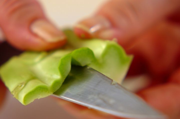 材料３つ５分で完成！やみつきブロッコリーのポン酢おかか和え by 杉本 亜希子さんの下準備1