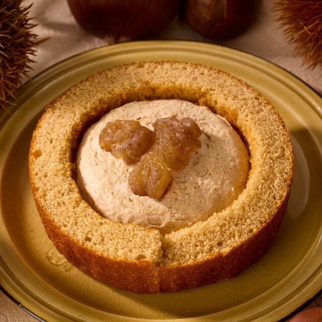 シャトレーゼ ふんわりマロンロール 香るモンブラン