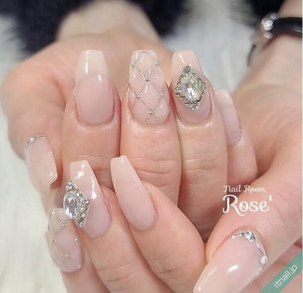 Rose’が投稿したネイルデザイン [photoid:I0125483] via Itnail Design (742937)