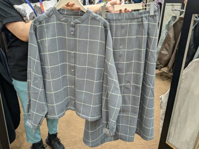 撥水フレアスカート