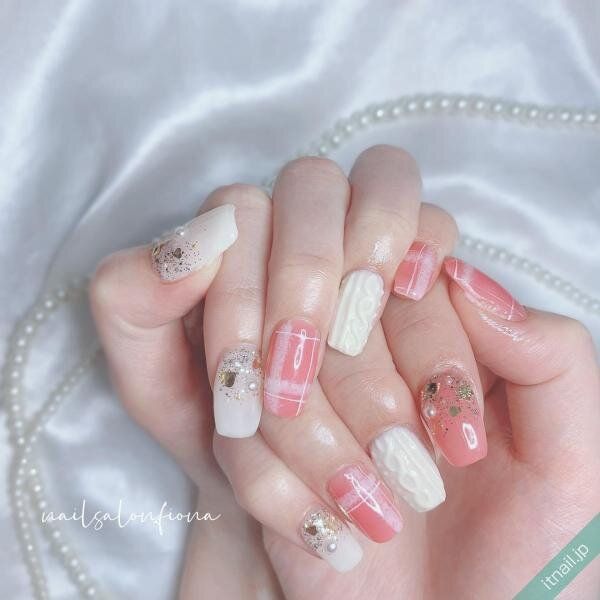 Fionaが投稿したネイルデザイン [photoid:I0122949] via Itnail Design (742966)