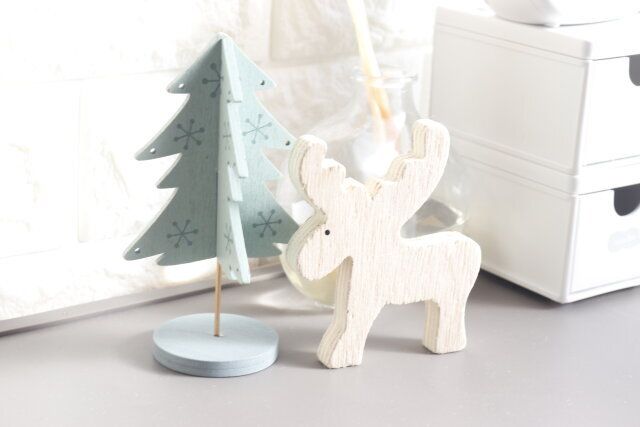 セリアの可愛いCPH‐1600 ウッドミニツリーとCPH-1728 ナチュラルウッドトナカイ