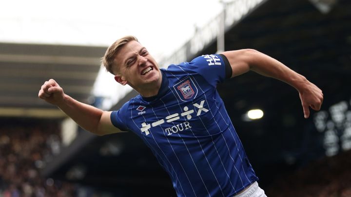 今季プレミアリーグで大活躍の21歳！父はマツコ有吉『怒り新党』で紹介された“人間発射台”