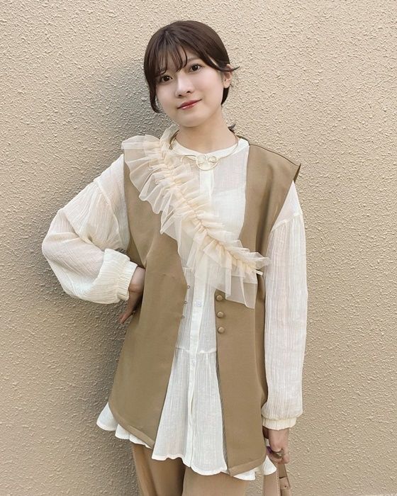 しまむら「チュールフリルベスト」