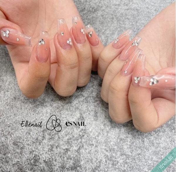 esNAILが投稿したネイルデザイン [photoid:I0119626] via Itnail Design (743056)