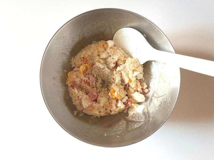 朝ごはんにもおすすめ！ベーコンエッグのパリおにぎりの作り方【渡辺友美子のパリおにぎりのレシピ vol.4 〜レシピで旅するヨーロッパ〜】