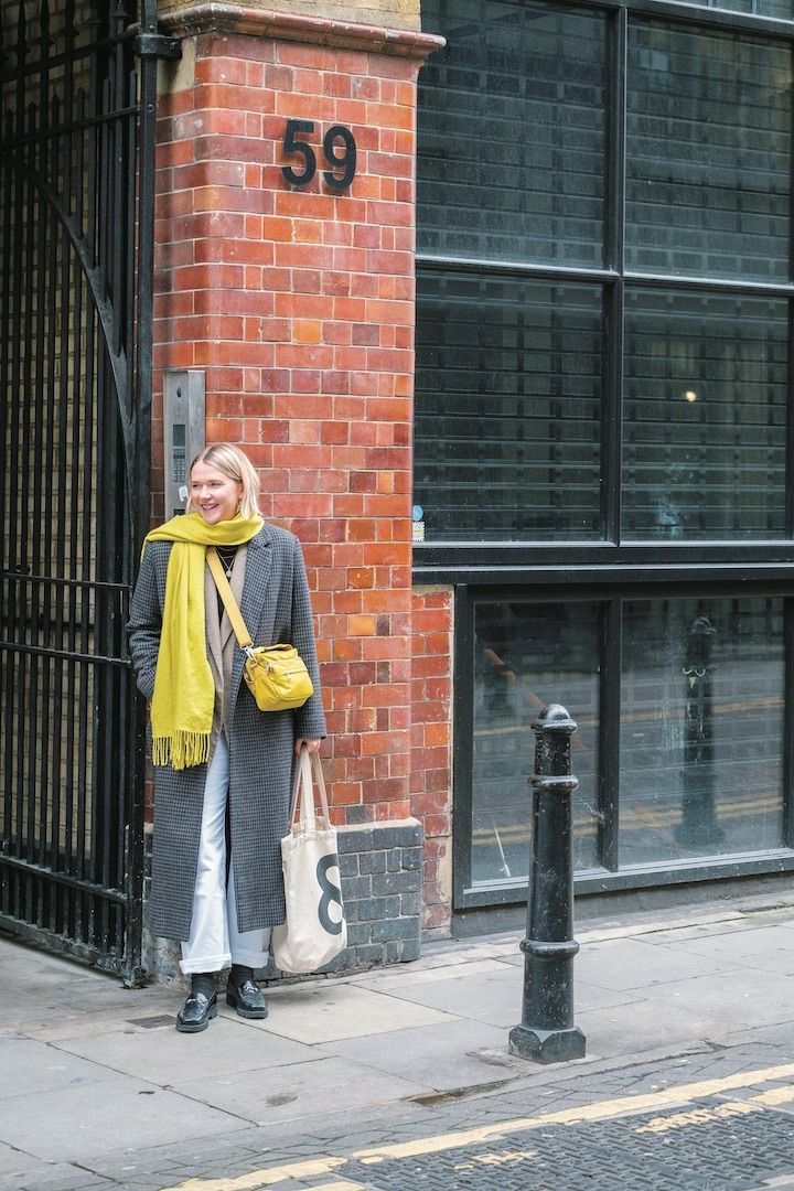 秋冬「ジャケット」お手本コーデ20選！アウターとの重ね着のポイントも紹介