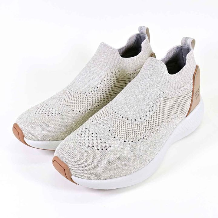 画像5: ブランド初のスニーカー「美脚ヒールアップインソール COLLECTION」