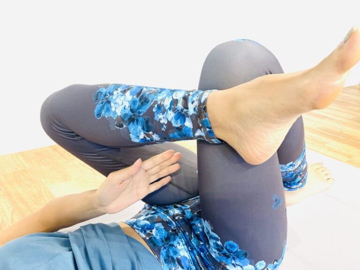 5分ヨガ コアラのポーズ