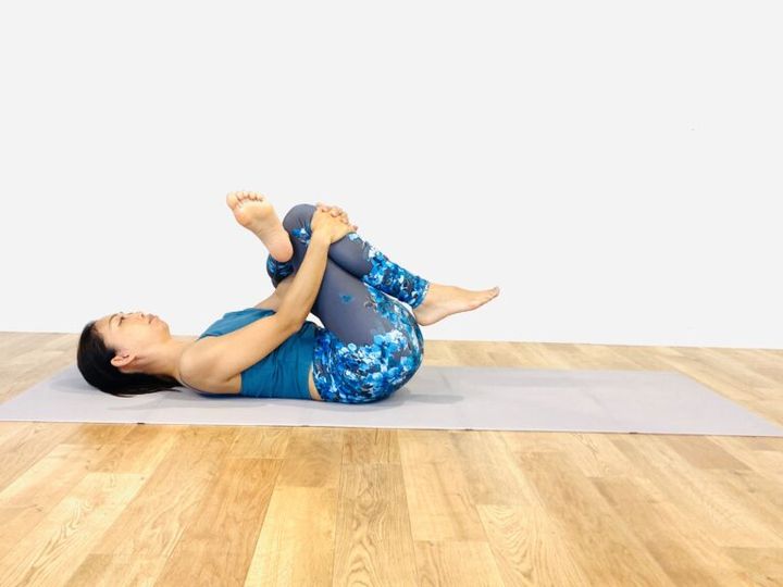 5分ヨガ コアラのポーズ