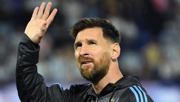 「いまのバルセロナはスペクタクルだ！」退団したメッシが絶賛、将来的な”復帰”も匂わせ