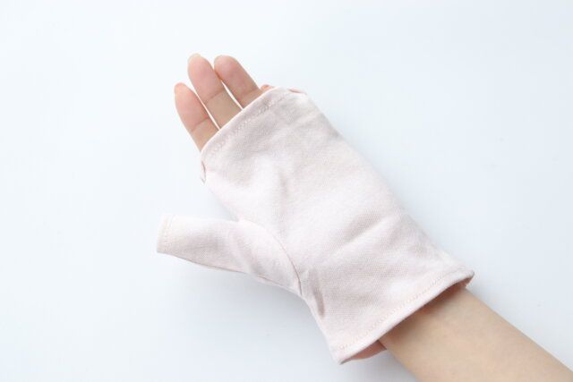 ダイソー おうちケアミトングローブ 指先