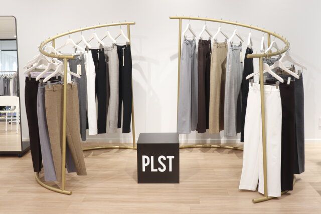プラステのPLUS STYLEパンツ1