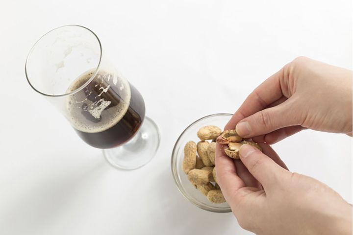 ▲アルコール代謝を促すナイアシンを含む落花生。お酒のお供に出てくることには、意味があったのです！
