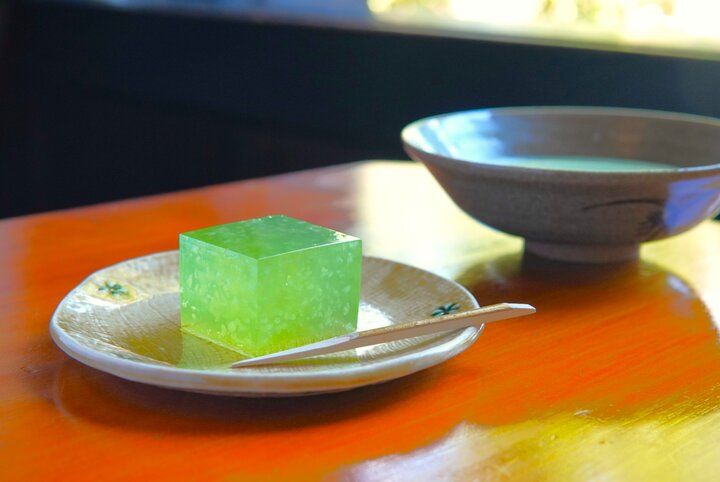 菓匠が切りとる北鎌倉の春夏秋冬♪年間100種類以上の和菓子が魅了する「御菓子司 こまき」