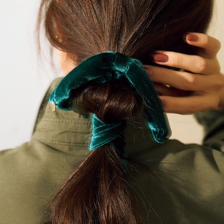 ベロアのシュシュ