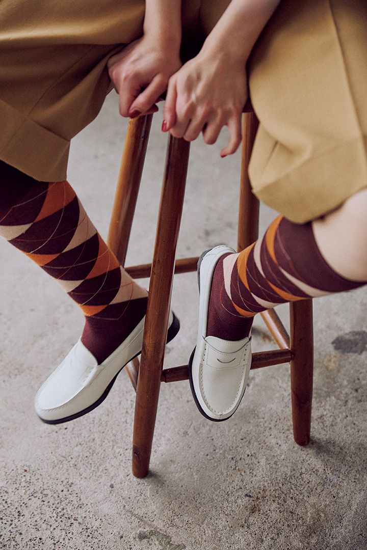 きちんと感とカジュアルの両方が叶う！1足あると超便利なローファー5選