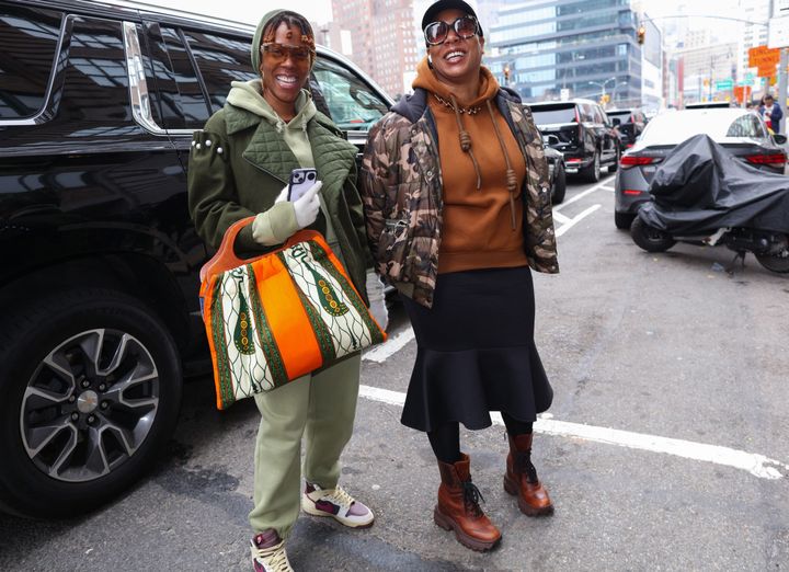 ニューヨーク・ファッションウィークのストリートにて。