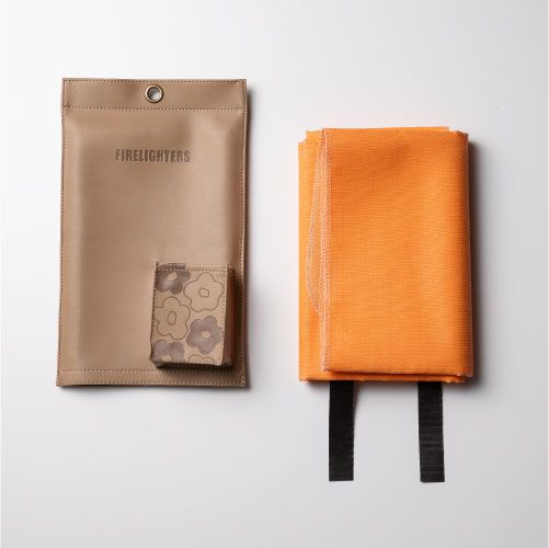 【焚き火に大活躍】水なしで簡単消火！燃えない魔法の布が画期的すぎる