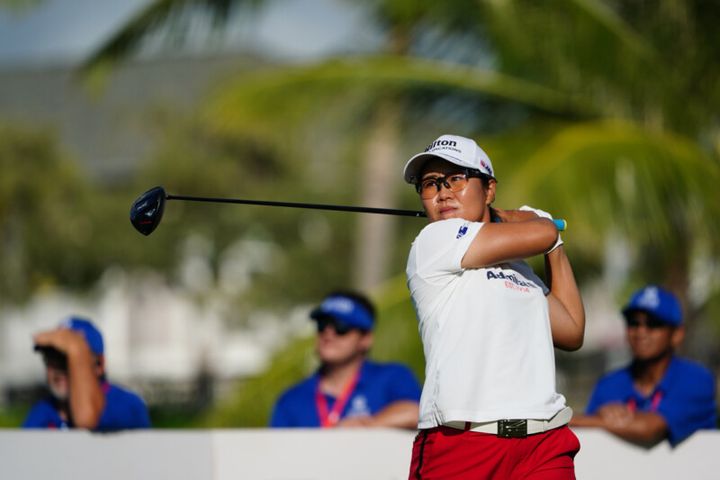 女子プロ、優勝争い後に“大慌てで移動”！一体なぜ…？