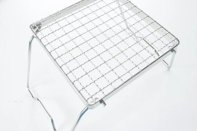 ダイソー 折り畳み五徳（ポーチ付）