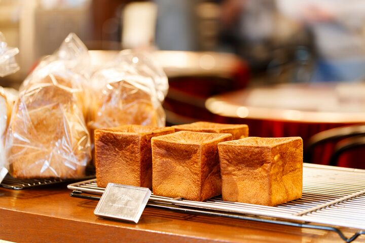 築100年の元銀行でアフタヌーンティーを。大阪・堺筋本町にある「パンとエスプレッソと堺筋倶楽部」