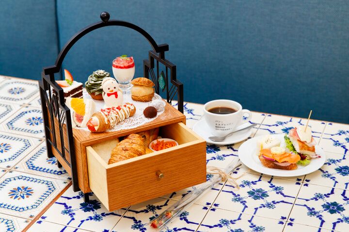 築100年の元銀行でアフタヌーンティーを。大阪・堺筋本町にある「パンとエスプレッソと堺筋倶楽部」