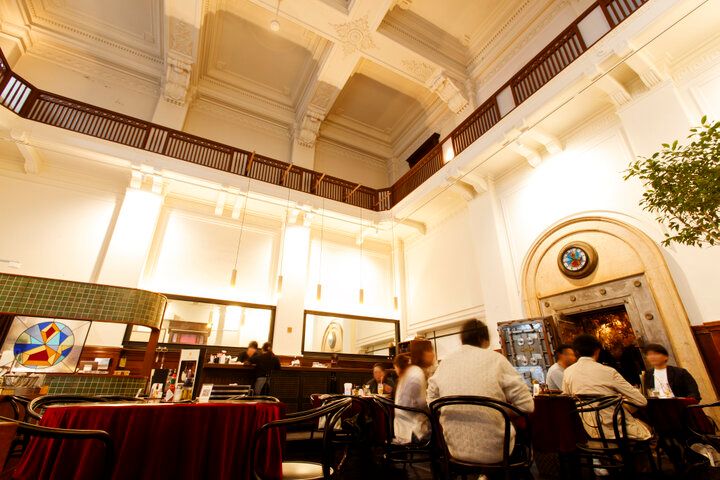 築100年の元銀行でアフタヌーンティーを。大阪・堺筋本町にある「パンとエスプレッソと堺筋倶楽部」