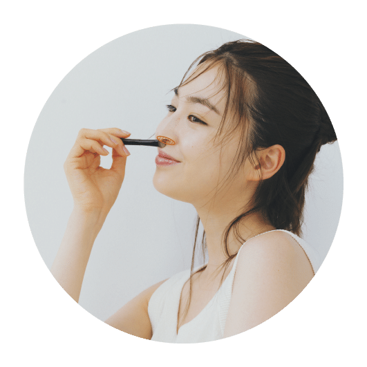 【シェーディングテク①】鼻下シェーディングで、人中をキュッと短く