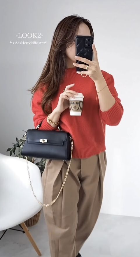 しまむらの赤ニット1