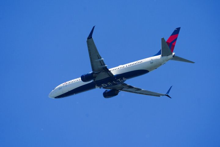 女子プロを襲った“まさかの悲劇”！キャディバッグが届かない…一体なぜ？