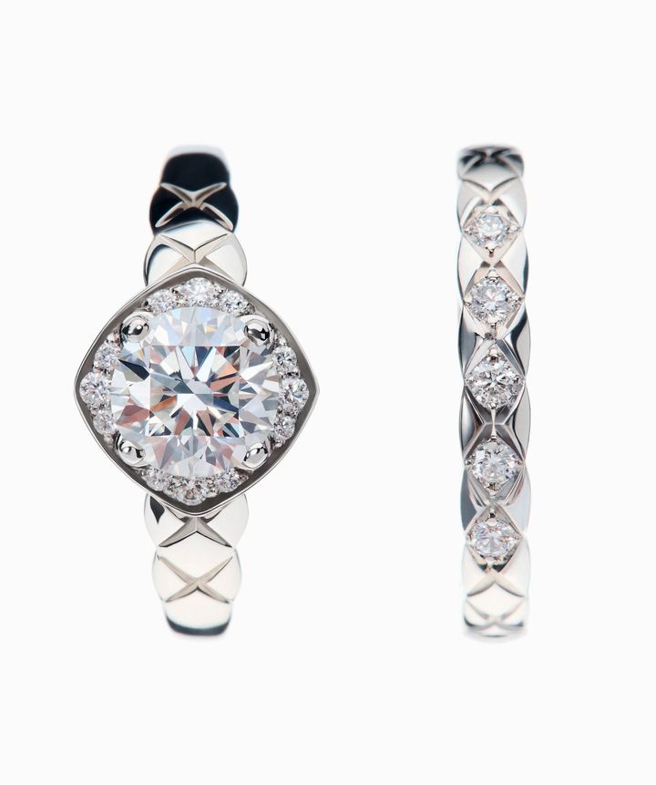 「ココ クラッシュ」ブライダルリング（PT×ダイヤモンド0.25ct〜）￥694,100〜